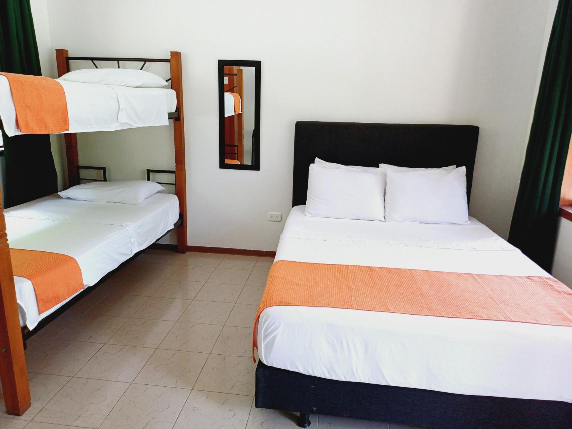 Hotel Campestre La Gaitana Тобия Екстериор снимка