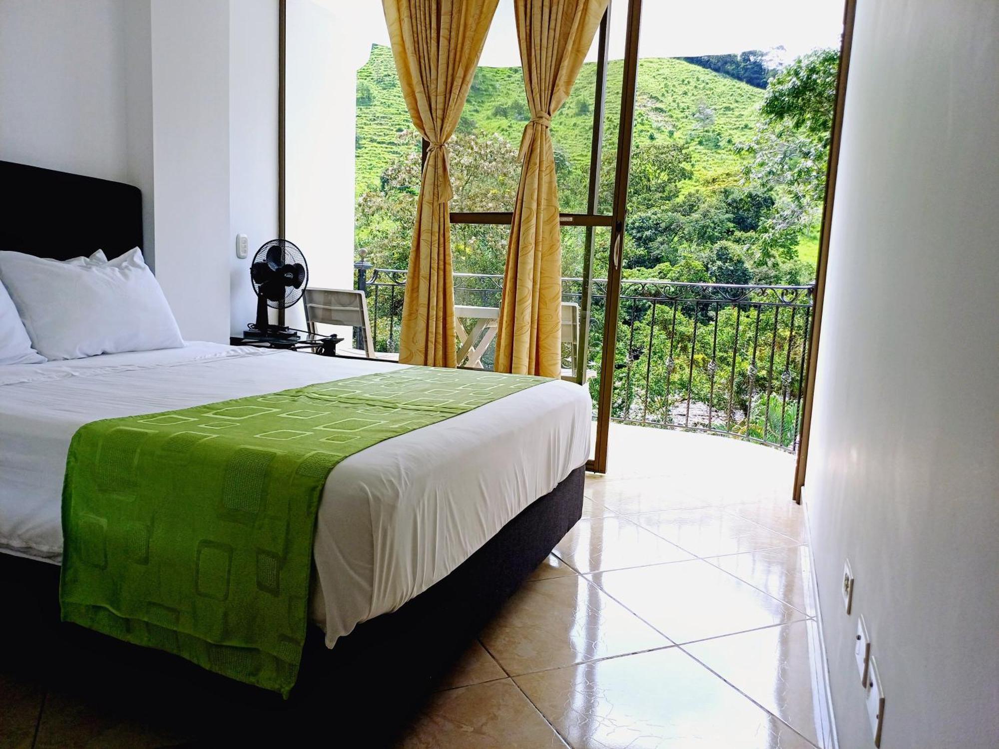 Hotel Campestre La Gaitana Тобия Екстериор снимка