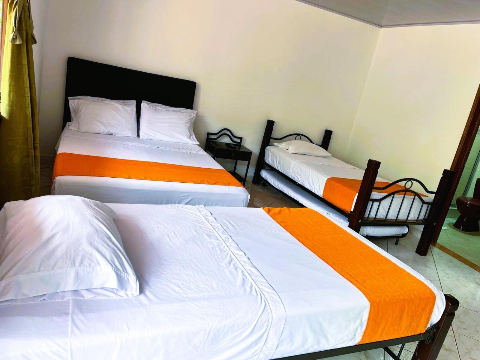 Hotel Campestre La Gaitana Тобия Екстериор снимка
